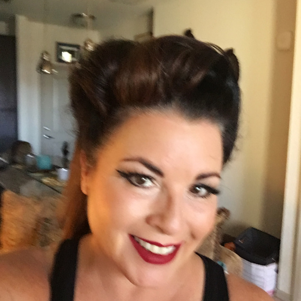 Meet your Posher, Cindy